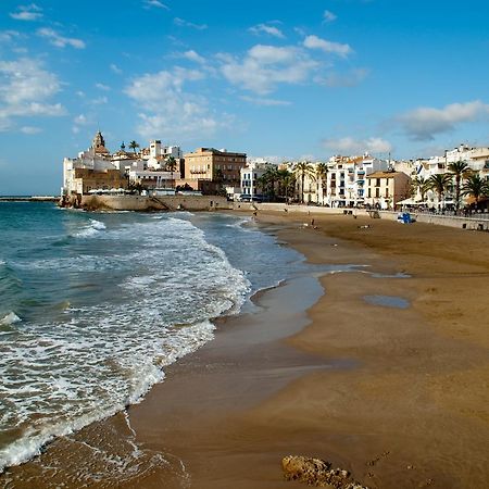 Sitges Beach Hostel Экстерьер фото