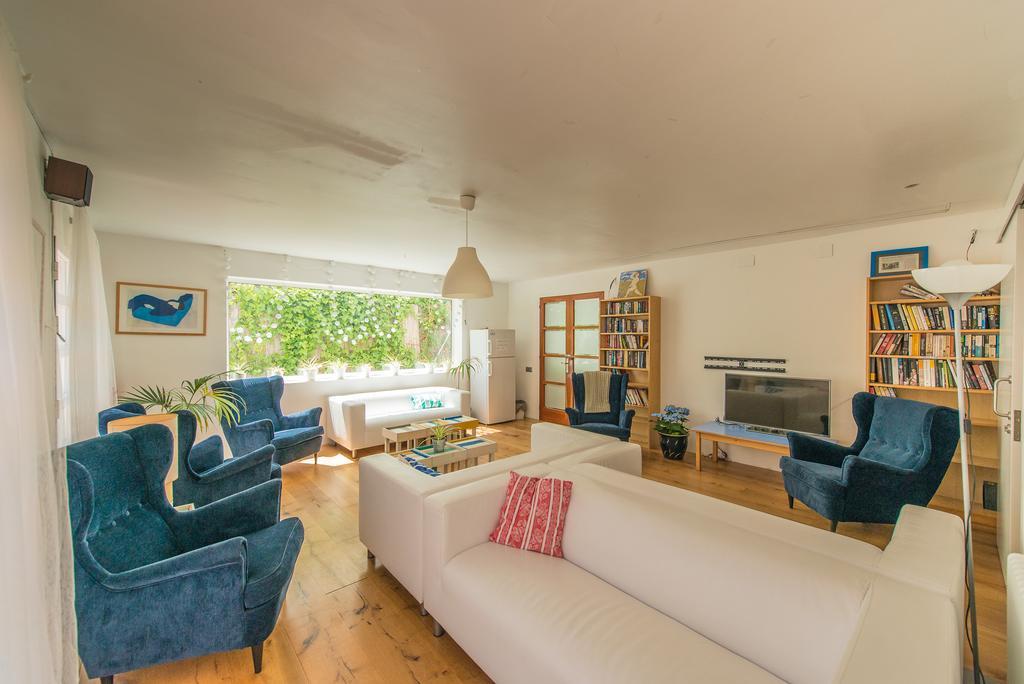 Sitges Beach Hostel Экстерьер фото