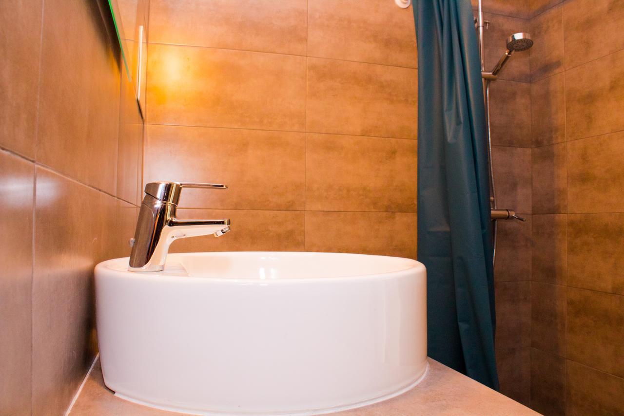 Sitges Beach Hostel Экстерьер фото